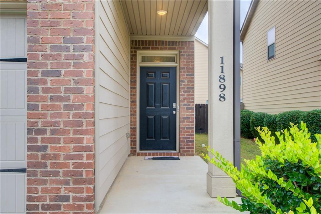 11898 Lovejoy Crossing Boulevard Hampton, GA 30228 - Photo 3 of 30