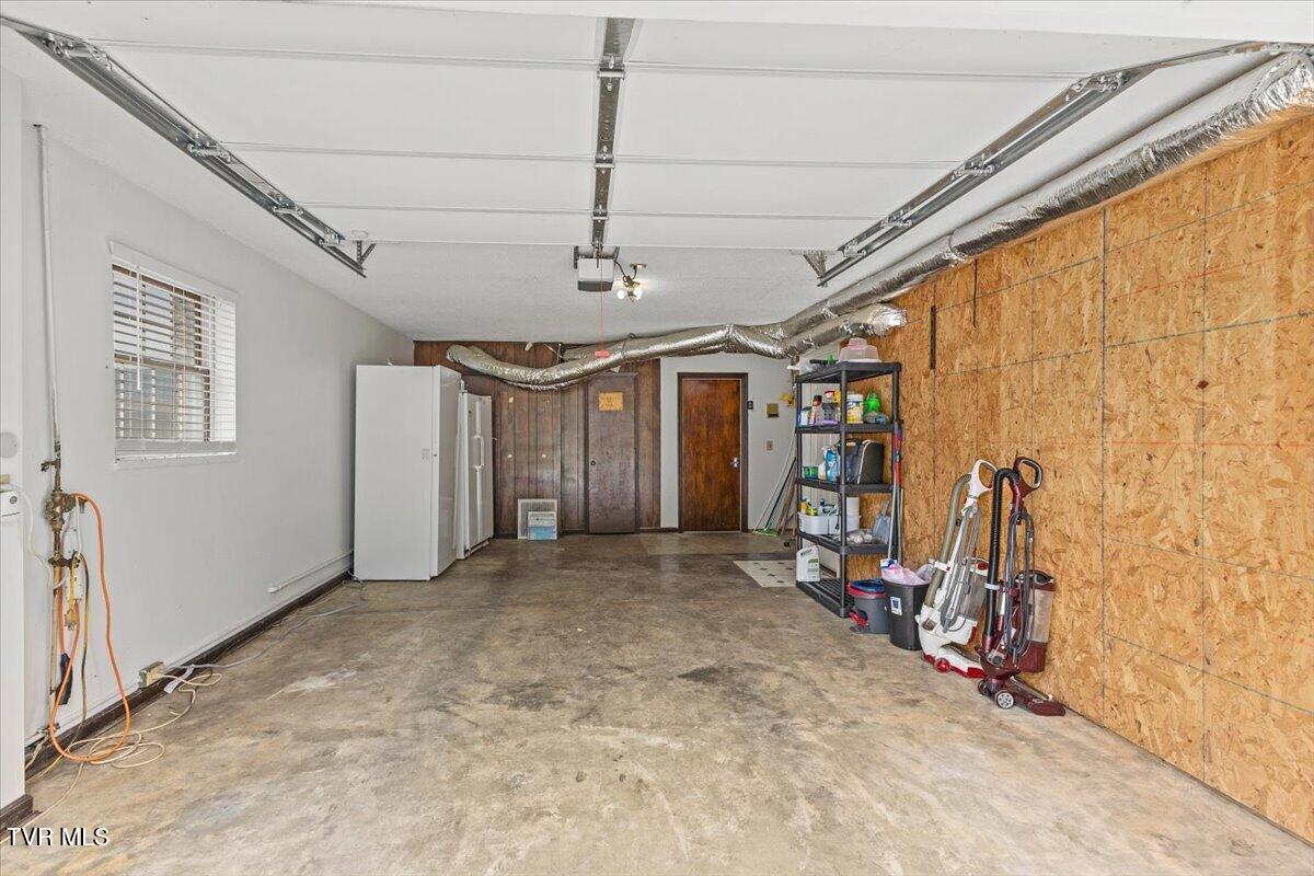 1012 South Gate Drive Elizabethton, TN 37643 - Photo 37 of 58 38-128A0771