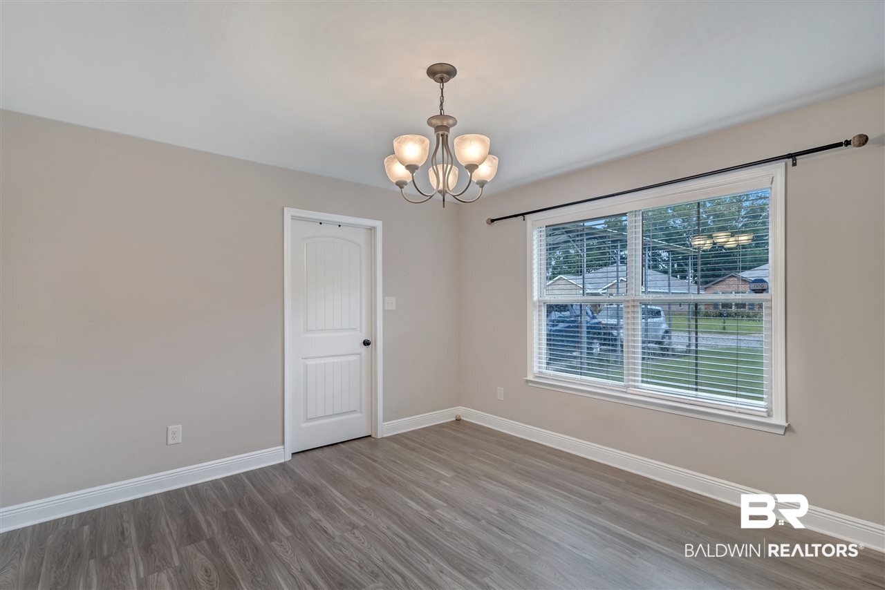 1395 Majesty Loop Foley, AL 36535 - Photo 18 of 23