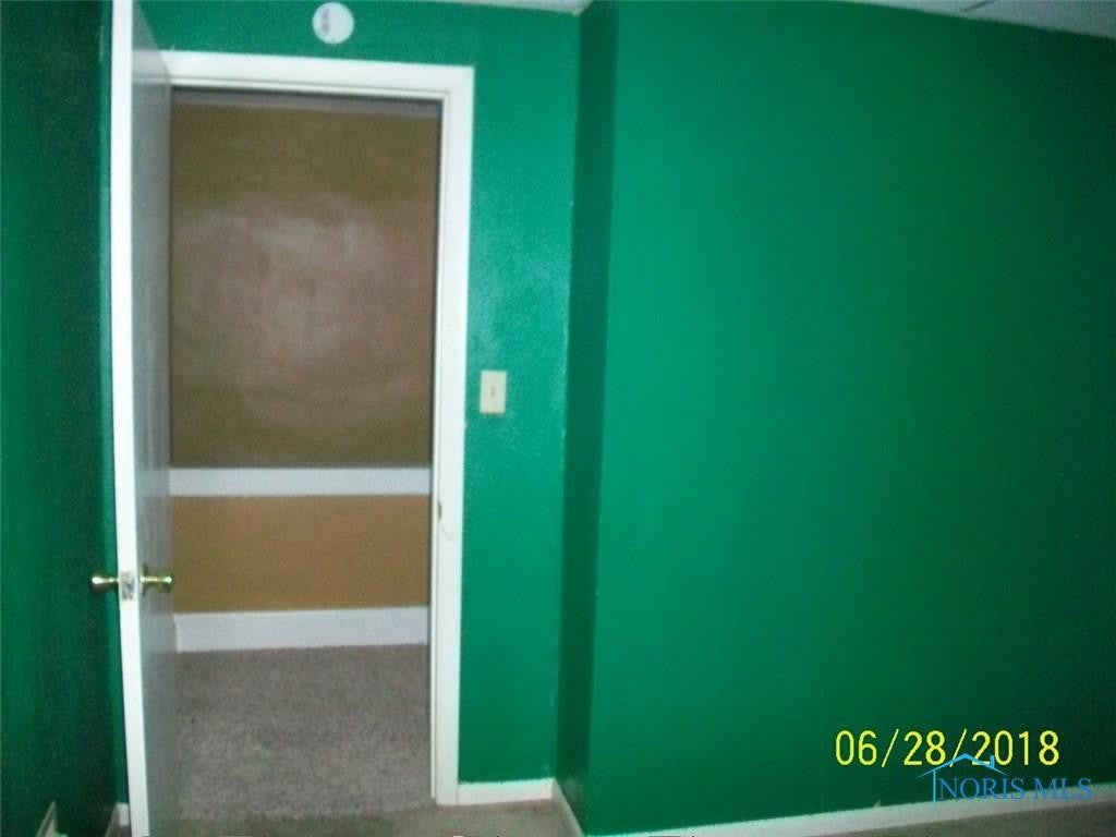 4151 Carthage Road Toledo, OH 43612 - Photo 9 of 13 Gallery Image 9