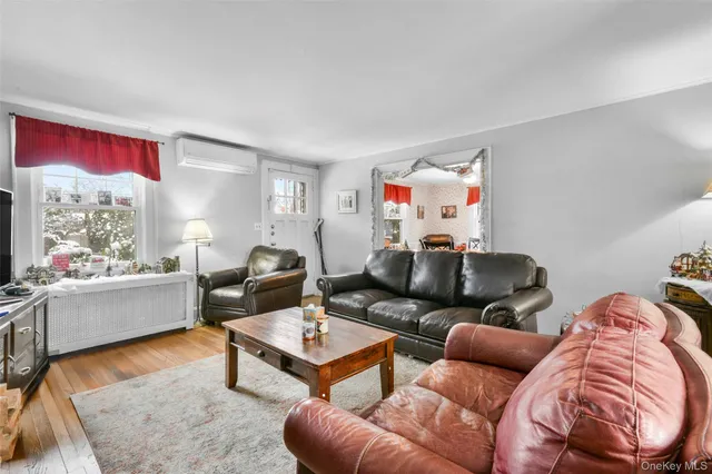 $6,000 | 1083 Hunter Avenue, Pelham, NY 10803