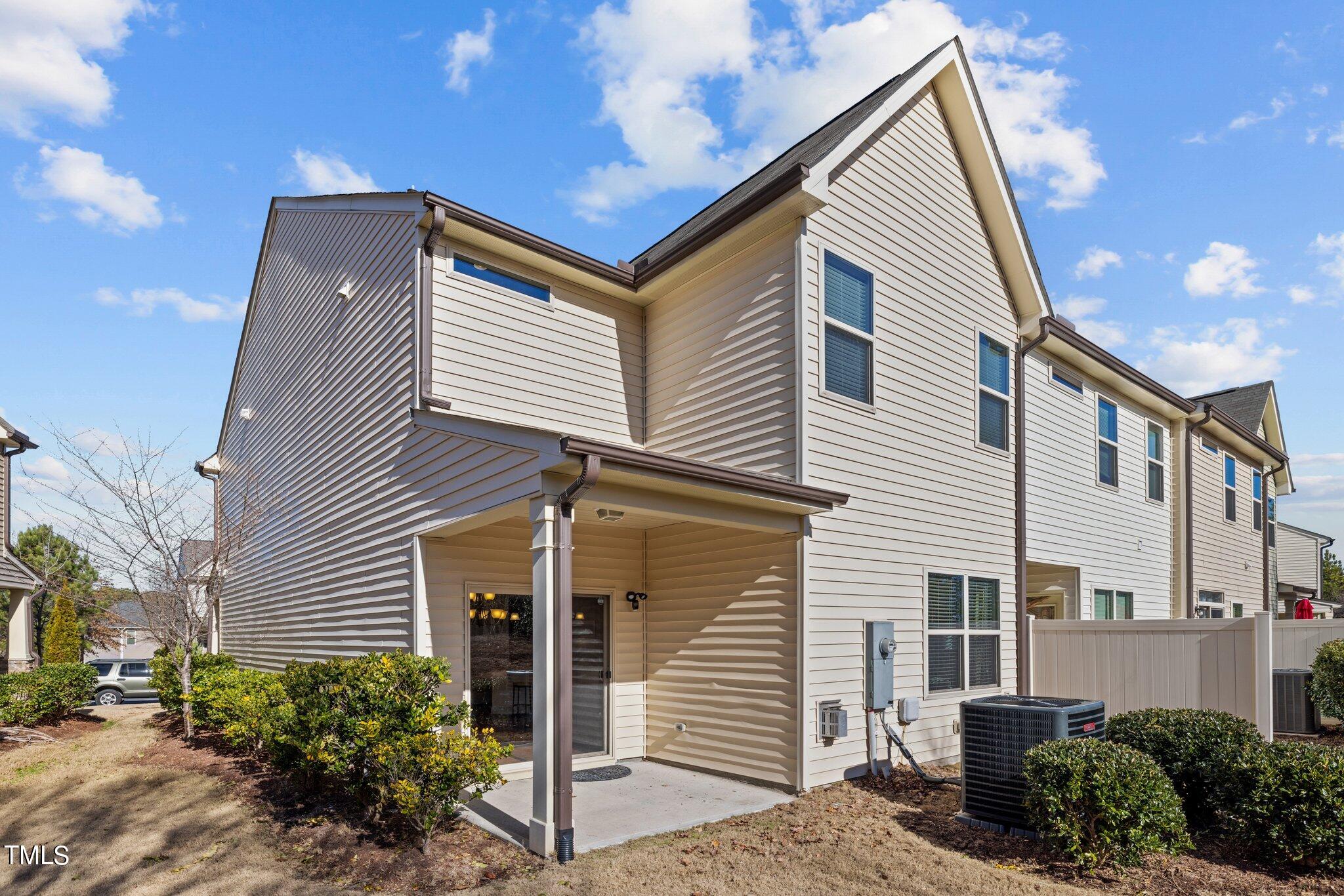 138 Token House Road Durham, NC 27703 - Photo 35 of 39 42-web-or-mls-5Z8A8529