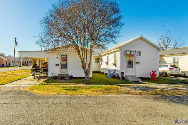 $229,000 | 1028 Caroline Street, Thibodaux, LA 70301