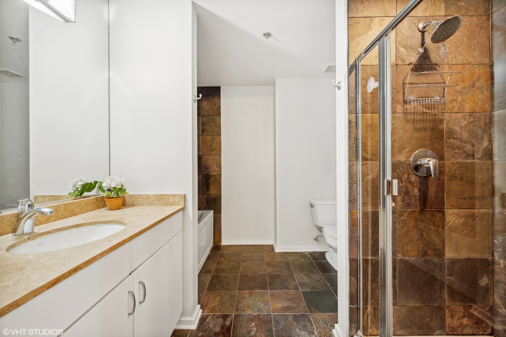 125 South Green Street, Unit 1002A Chicago, IL 60607 - Photo 10 of 17