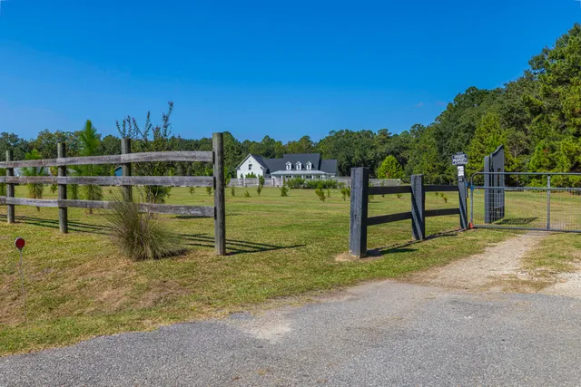 $850,000 | 1014 Fire Hill Road, Walterboro, SC 29488