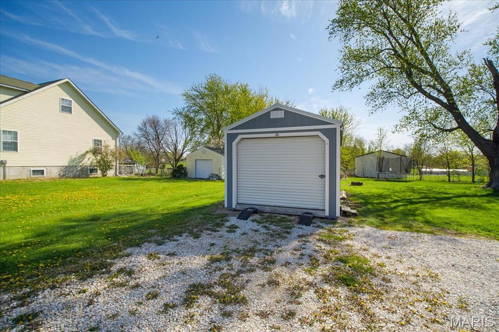 228 College Circle Eolia, MO 63344 - Photo 25 of 29