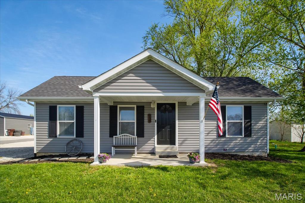 228 College Circle Eolia, MO 63344 - Photo 5 of 29