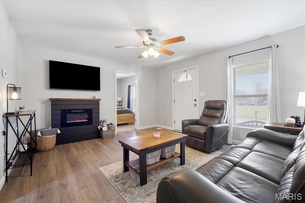 228 College Circle Eolia, MO 63344 - Photo 8 of 29