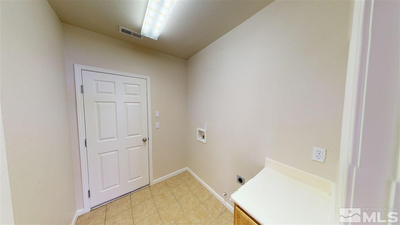 866 North University Park Loop Reno, NV 89512 - Photo 12 of 24 Photo 12