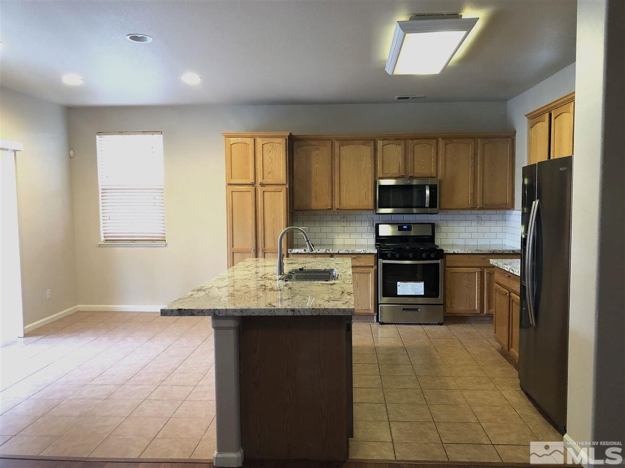 866 North University Park Loop Reno, NV 89512 - Photo 8 of 24 Photo 8