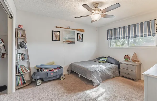 $475,000 | 911 Stanford Avenue, Clovis, CA 93611