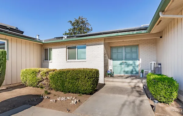 $475,000 | 911 Stanford Avenue, Clovis, CA 93611