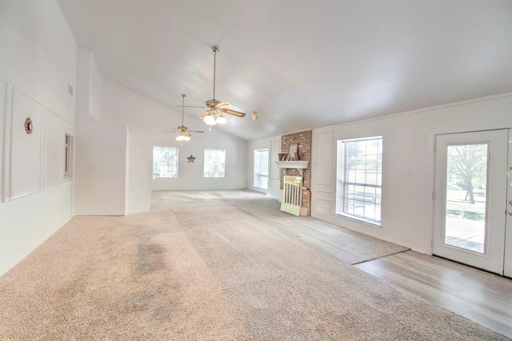 21921 Quail Run Road Sanger, TX 76266 - Photo 13 of 37