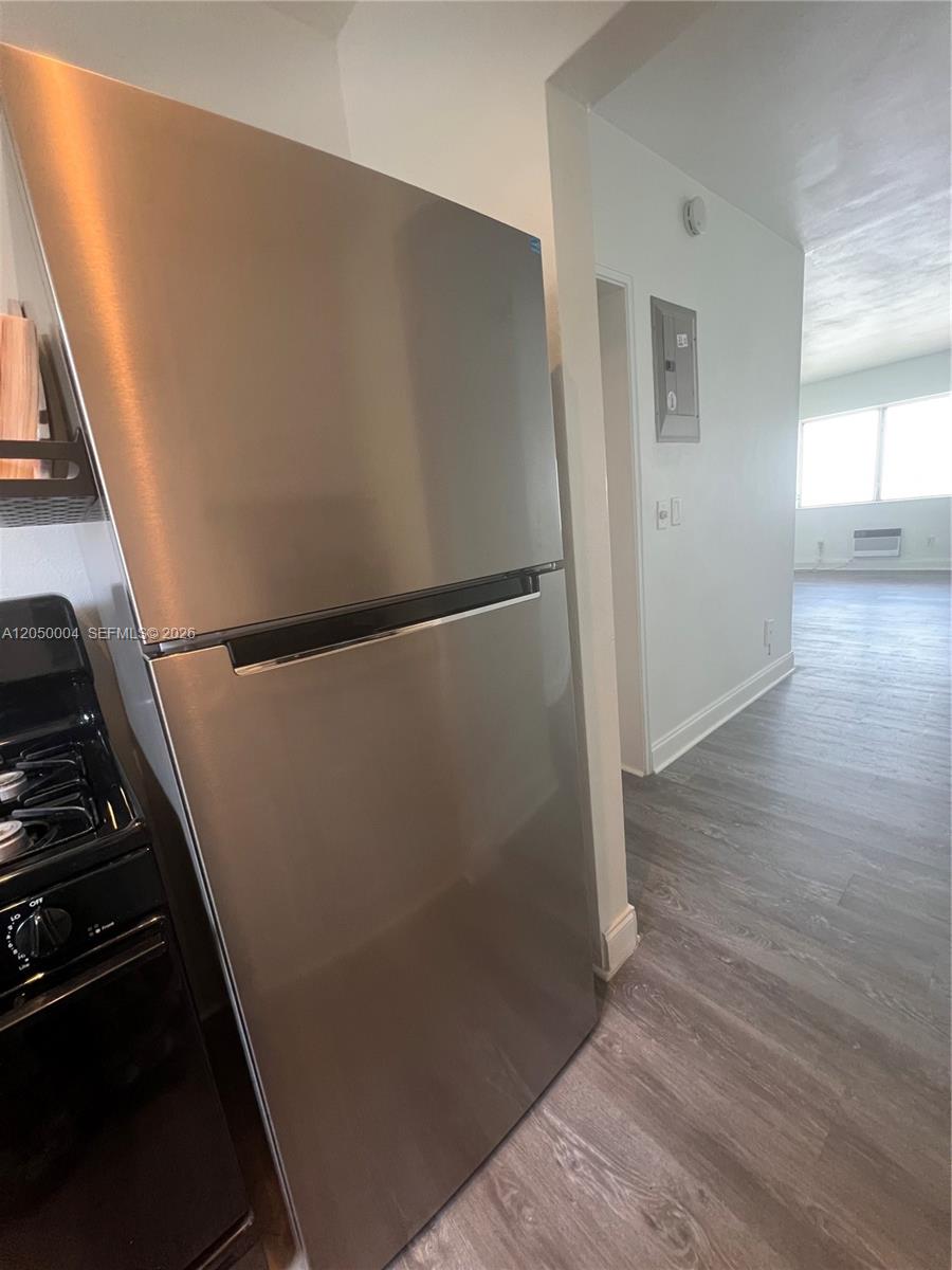 7720 Harding Avenue, Unit 9 Miami Beach, FL 33141 - Photo 13 of 27