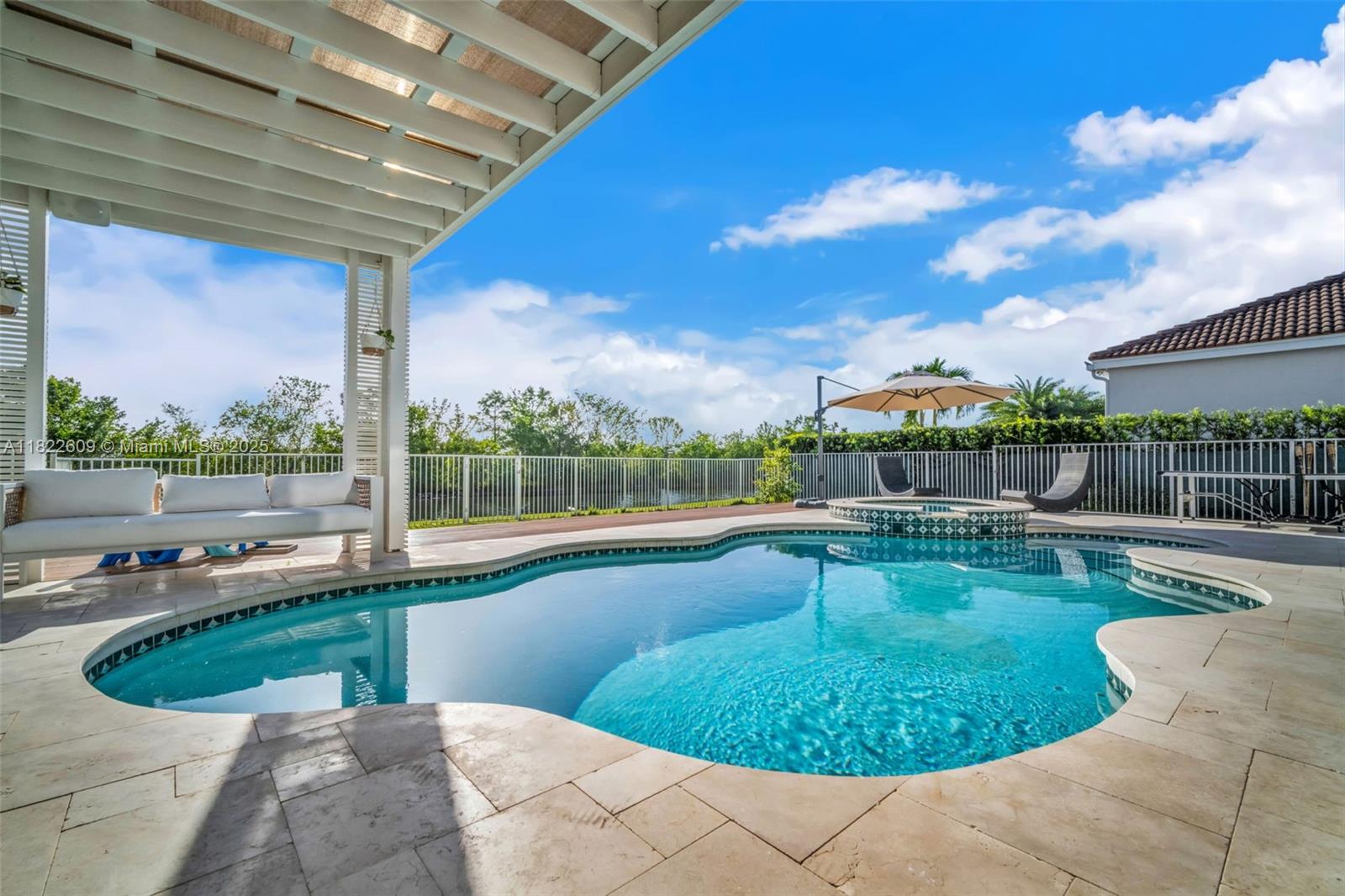 942 Lavender Circle Weston, FL 33327 - Photo 11 of 68