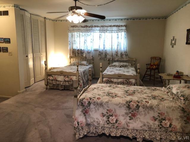 1560 Creekside Road Whitehall, PA 18052 - Photo 4 of 8