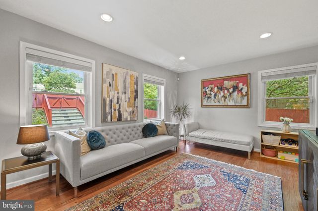 $830,000 | 1117 South Emerson Street, Arlington, VA 22204