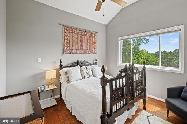 $830,000 | 1117 South Emerson Street, Arlington, VA 22204