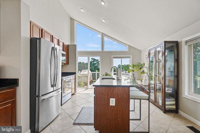 $830,000 | 1117 South Emerson Street, Arlington, VA 22204