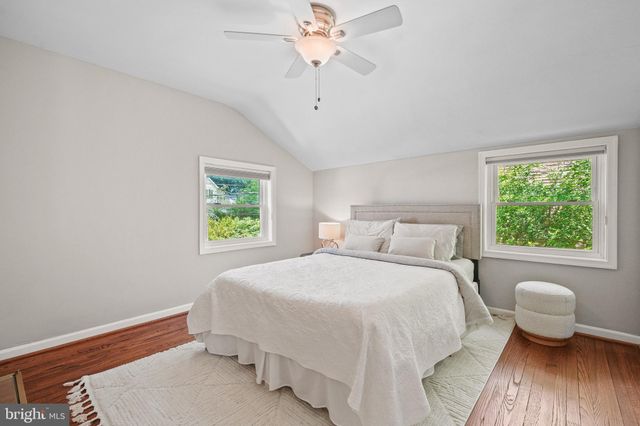 $830,000 | 1117 South Emerson Street, Arlington, VA 22204