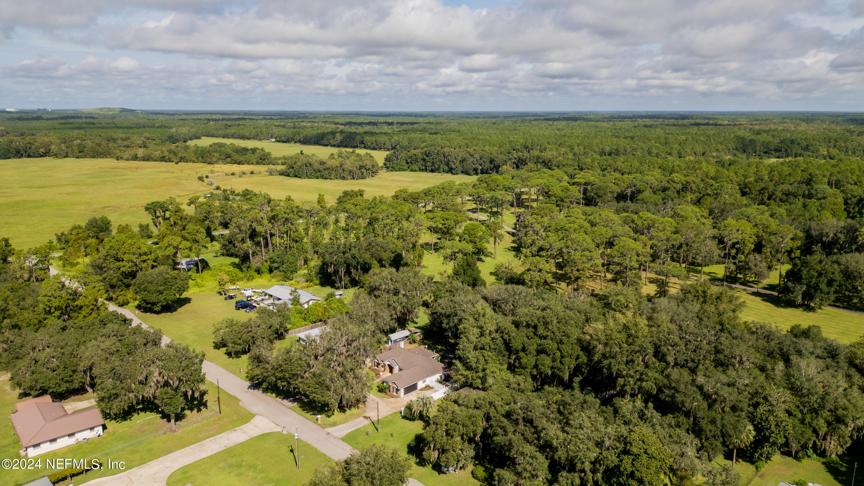 112 Eberhard Avenue Palatka, FL 32177 - Photo 17 of 48 a view of a city with an ocean