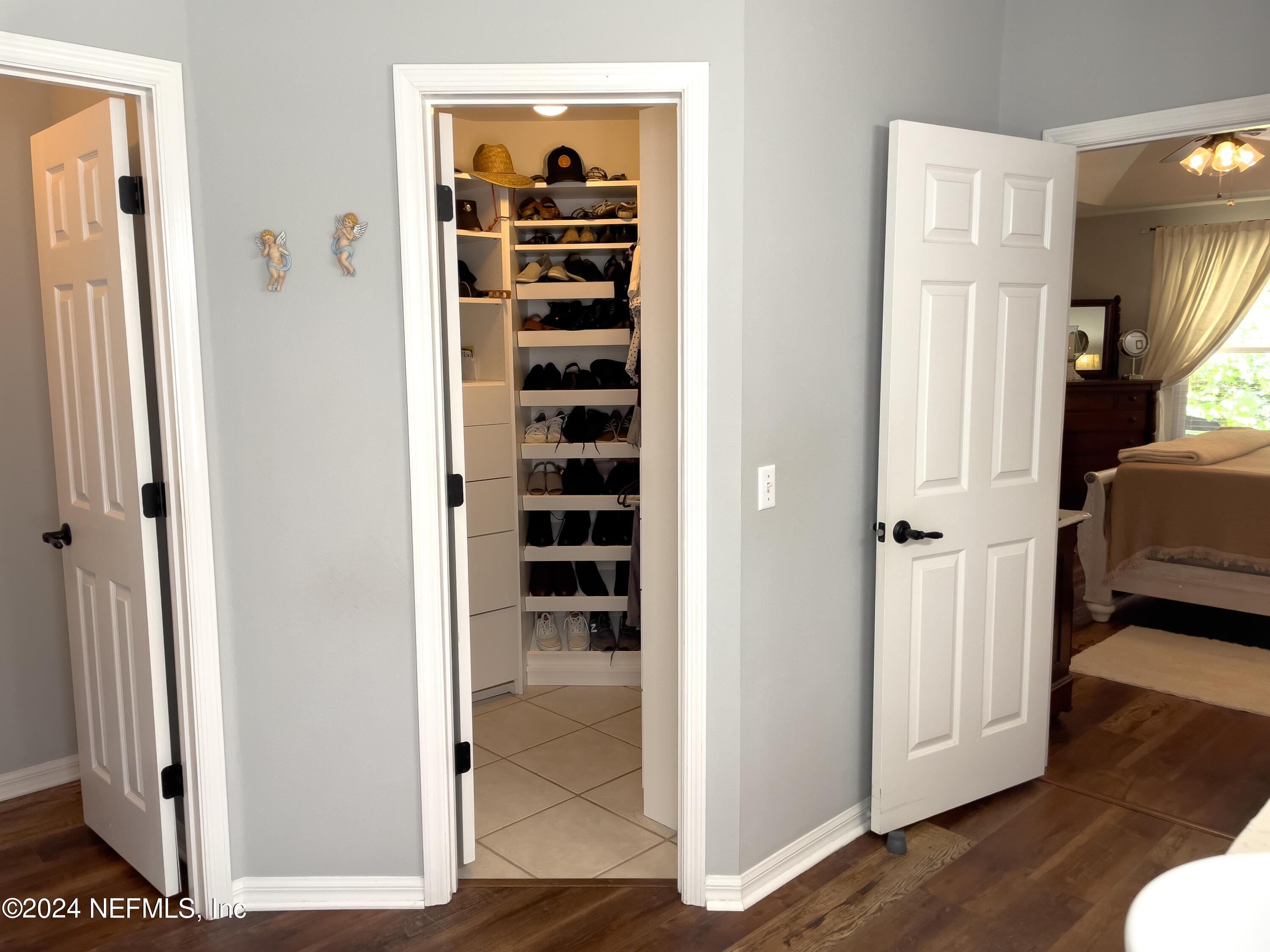 112 Eberhard Avenue Palatka, FL 32177 - Photo 43 of 48 view of livingroom with furniture and wooden floor