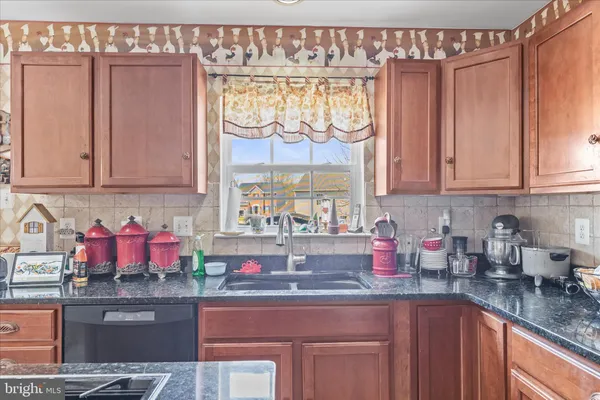 $500,000 | 180 Hunter Creek Drive, York, PA 17406