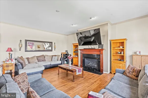 $500,000 | 180 Hunter Creek Drive, York, PA 17406