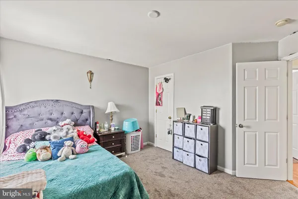 $500,000 | 180 Hunter Creek Drive, York, PA 17406