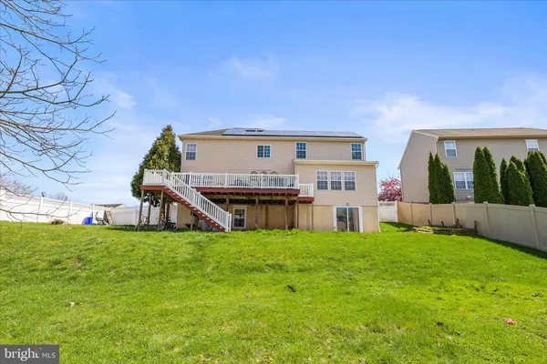 $500,000 | 180 Hunter Creek Drive, York, PA 17406