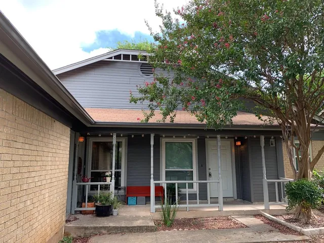 $1,600 | 4504 Brown Bark Place, Unit B, Austin, TX 78727