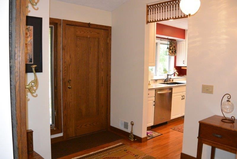 6704 Mission Ridge Traverse City, MI 49686 - Photo 16 of 59 1866772-15.JPG