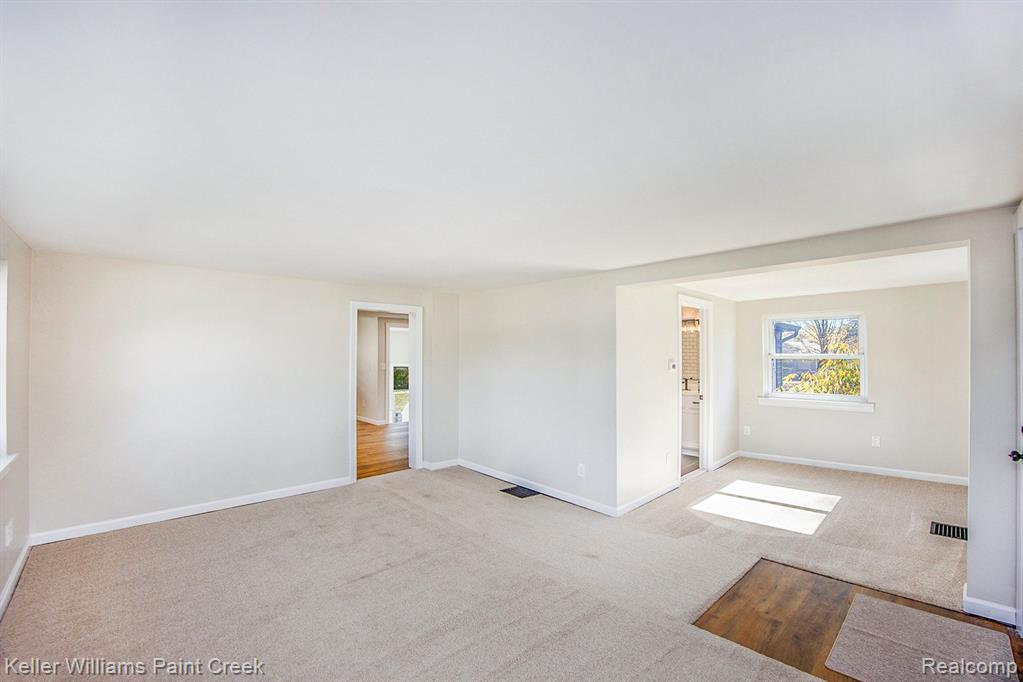2955 Longview Avenue Rochester Hills, MI 48307 - Photo 12 of 33 Gallery Image 12