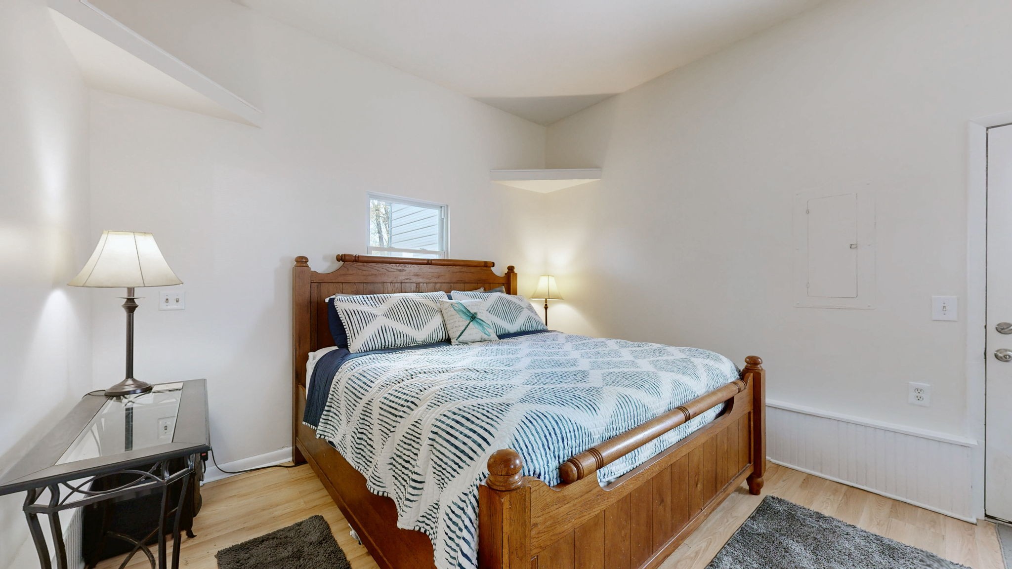 2245 North Ranch Road Murfreesboro, TN 37129 - Photo 12 of 29 a bedroom with a bed and a lamp