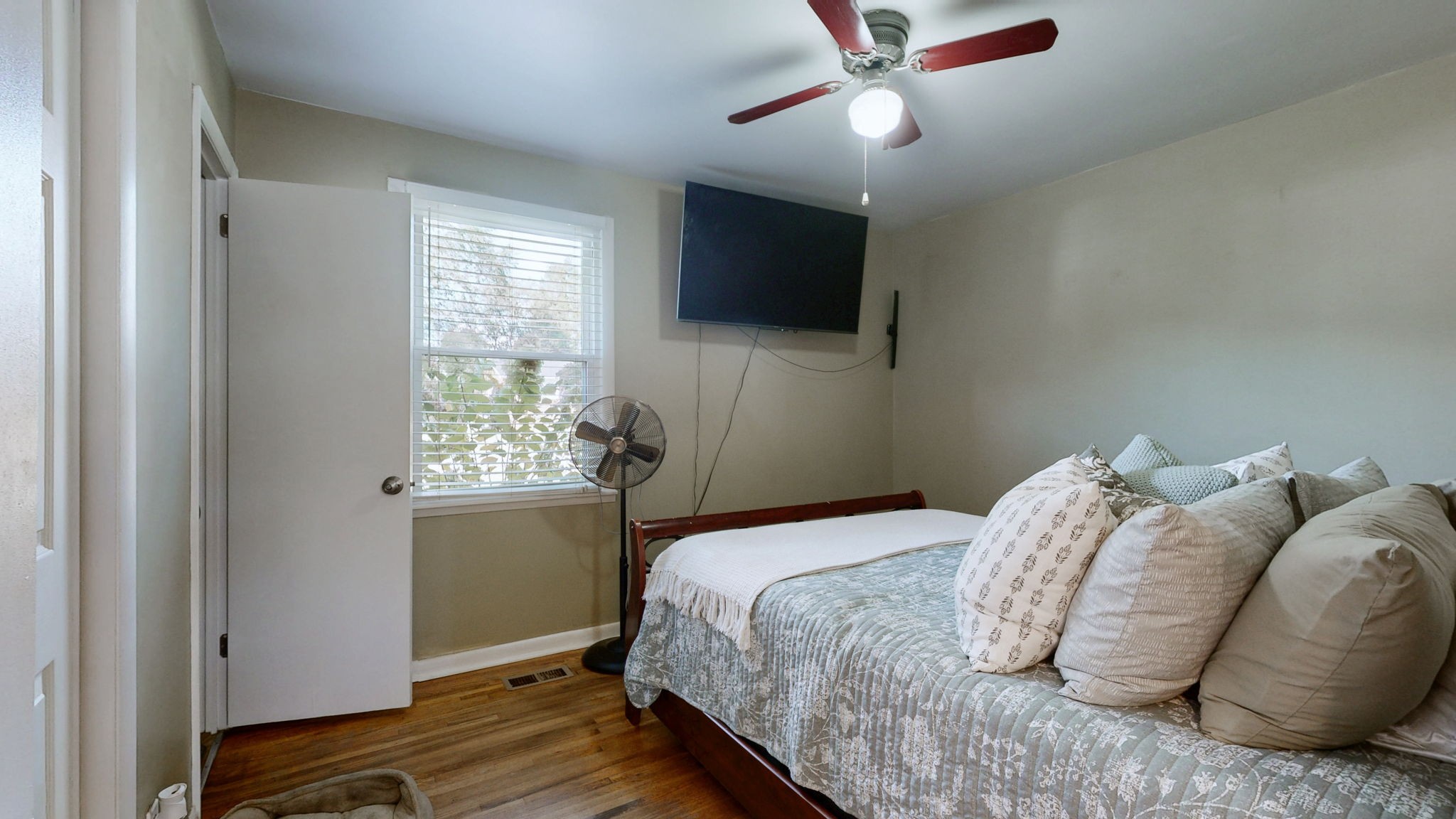 2245 North Ranch Road Murfreesboro, TN 37129 - Photo 20 of 29 a bedroom with a bed and a flat screen tv