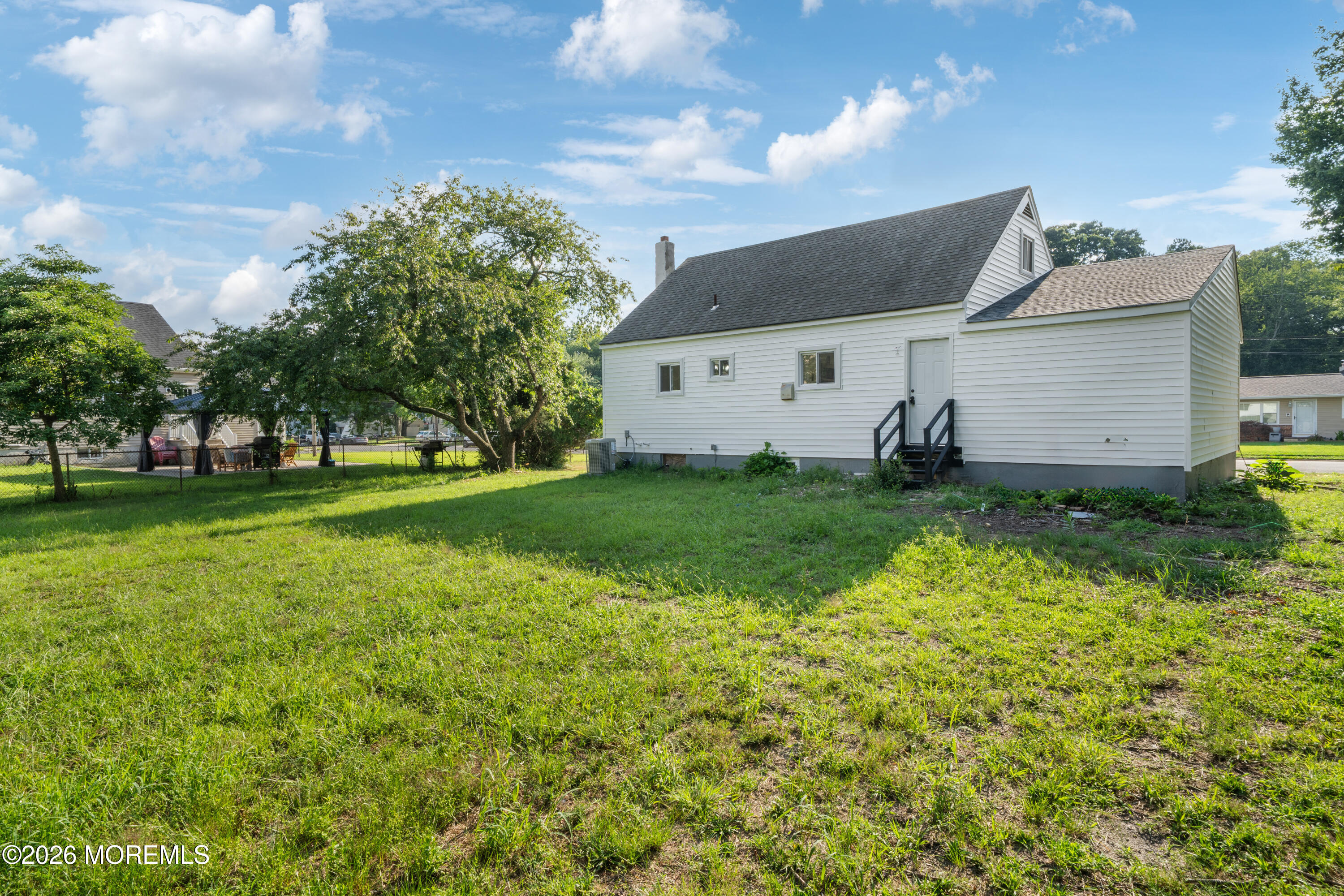 33 Glen Road Howell, NJ 07731 - Photo 16 of 23 SEV06210-Edit