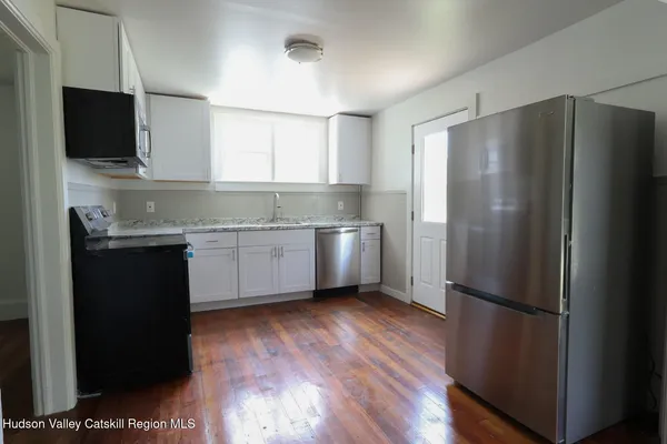 $2,500 | 16 Maple Street, Catskill, NY 12414