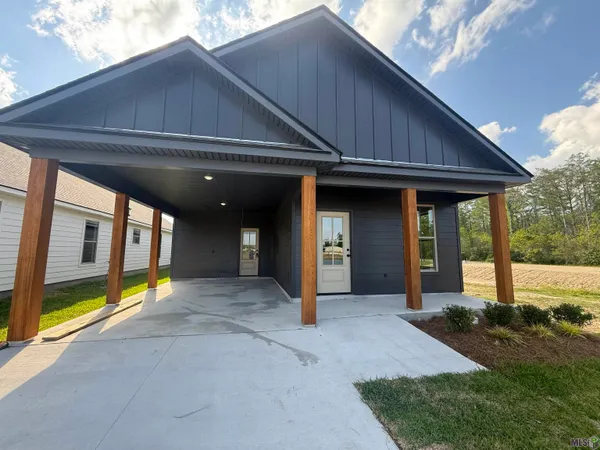 $289,000 | 12864 St Lucia Drive, Maurepas, LA 70449