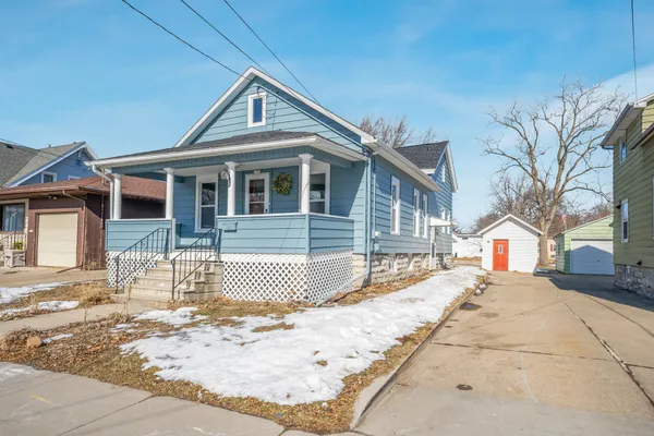 $189,500 | 1370 Ceape Avenue, Oshkosh, WI 54901