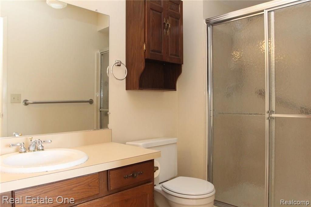 1870 Burning Bush Court Rochester Hills, MI 48309 - Photo 22 of 27
