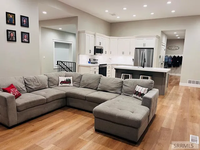 $539,000 | 818 East 1475 North, Shelley, ID 83274