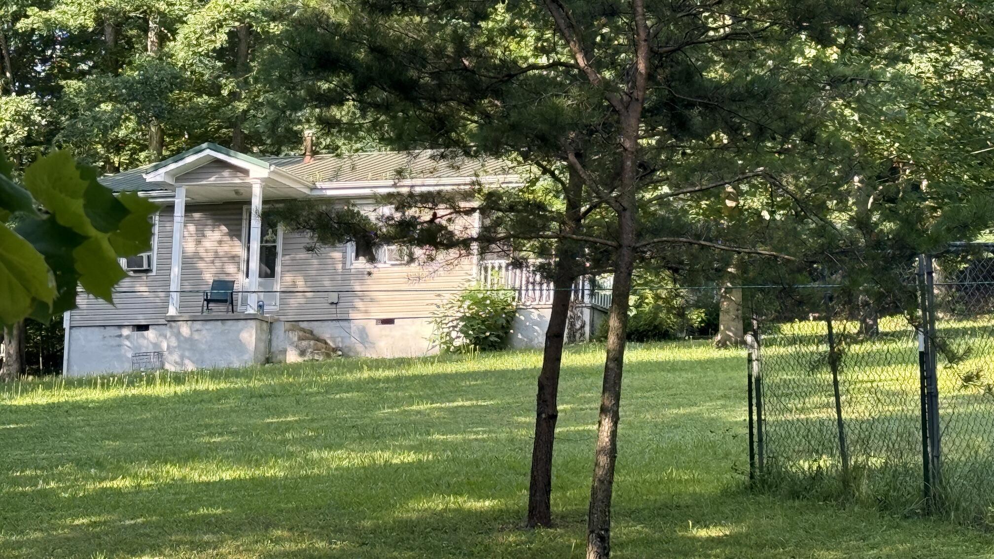 766 Mt Vernon Road Berea, KY 40403 - Photo 1 of 10 IMG_5611