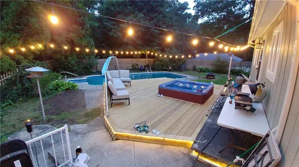 $699,000 | 10 Blue Mist Drive, Lincoln, RI 02838