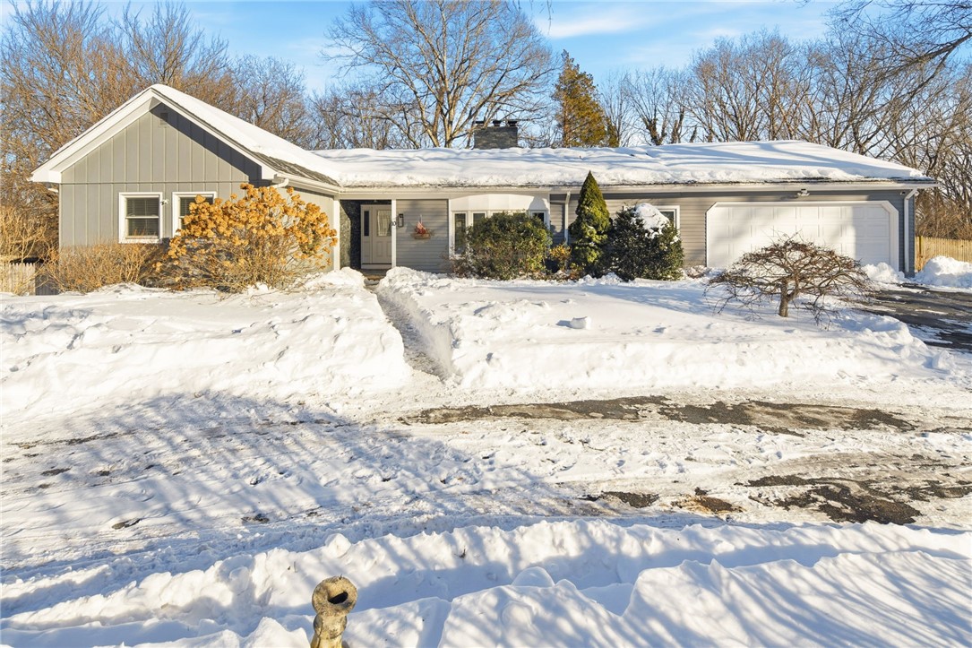10 Blue Mist Drive Lincoln, RI 02838 - Photo 2 of 47