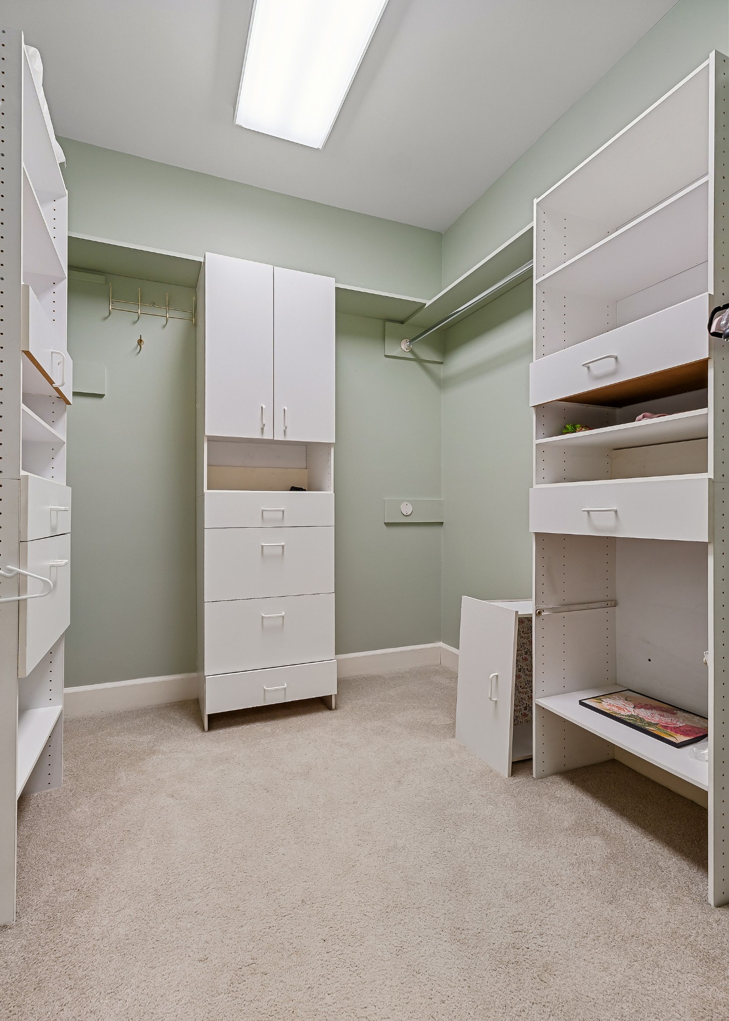 328 Riley Avenue Smithville, TN 37166 - Photo 19 of 40 a view of an empty room