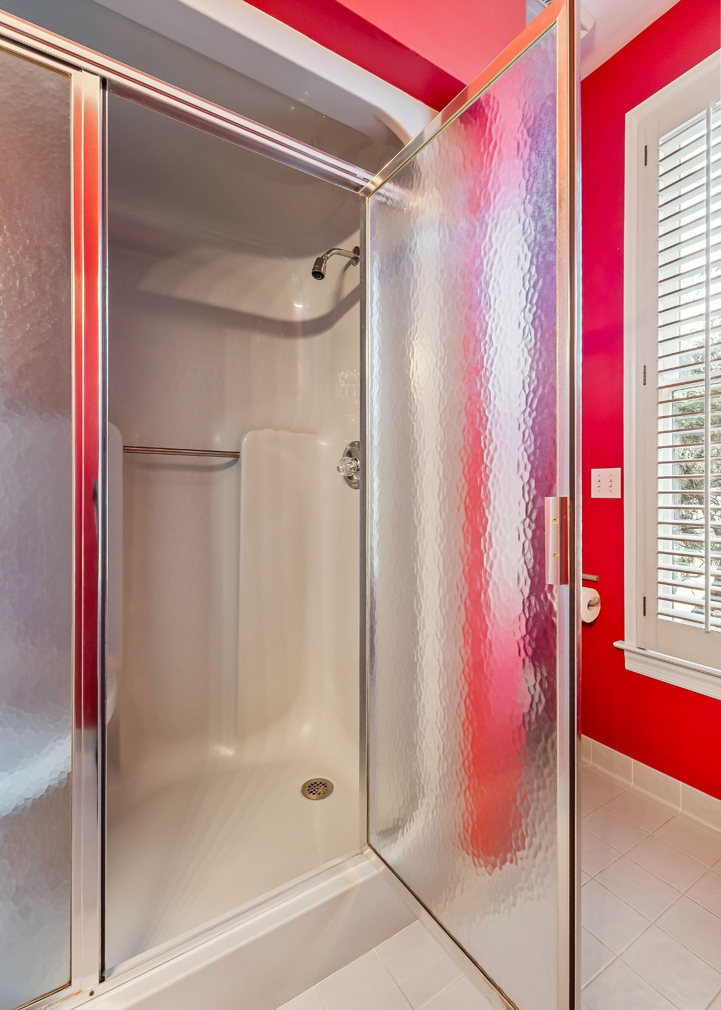 328 Riley Avenue Smithville, TN 37166 - Photo 25 of 40 a bathroom with a shower