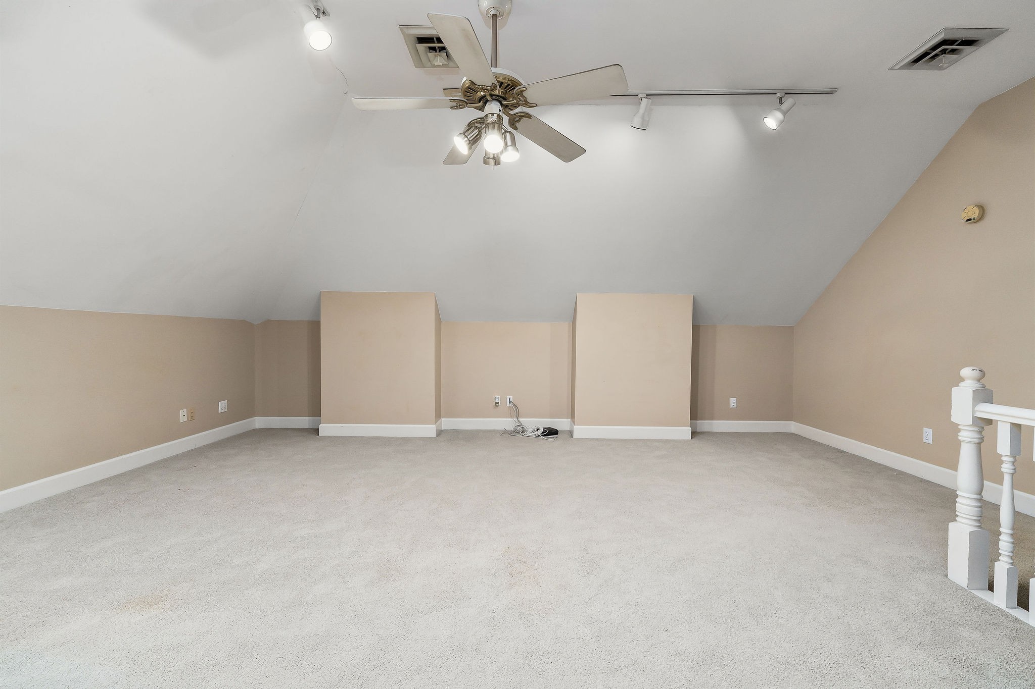 328 Riley Avenue Smithville, TN 37166 - Photo 30 of 40 an empty room with a ceiling fan and a window