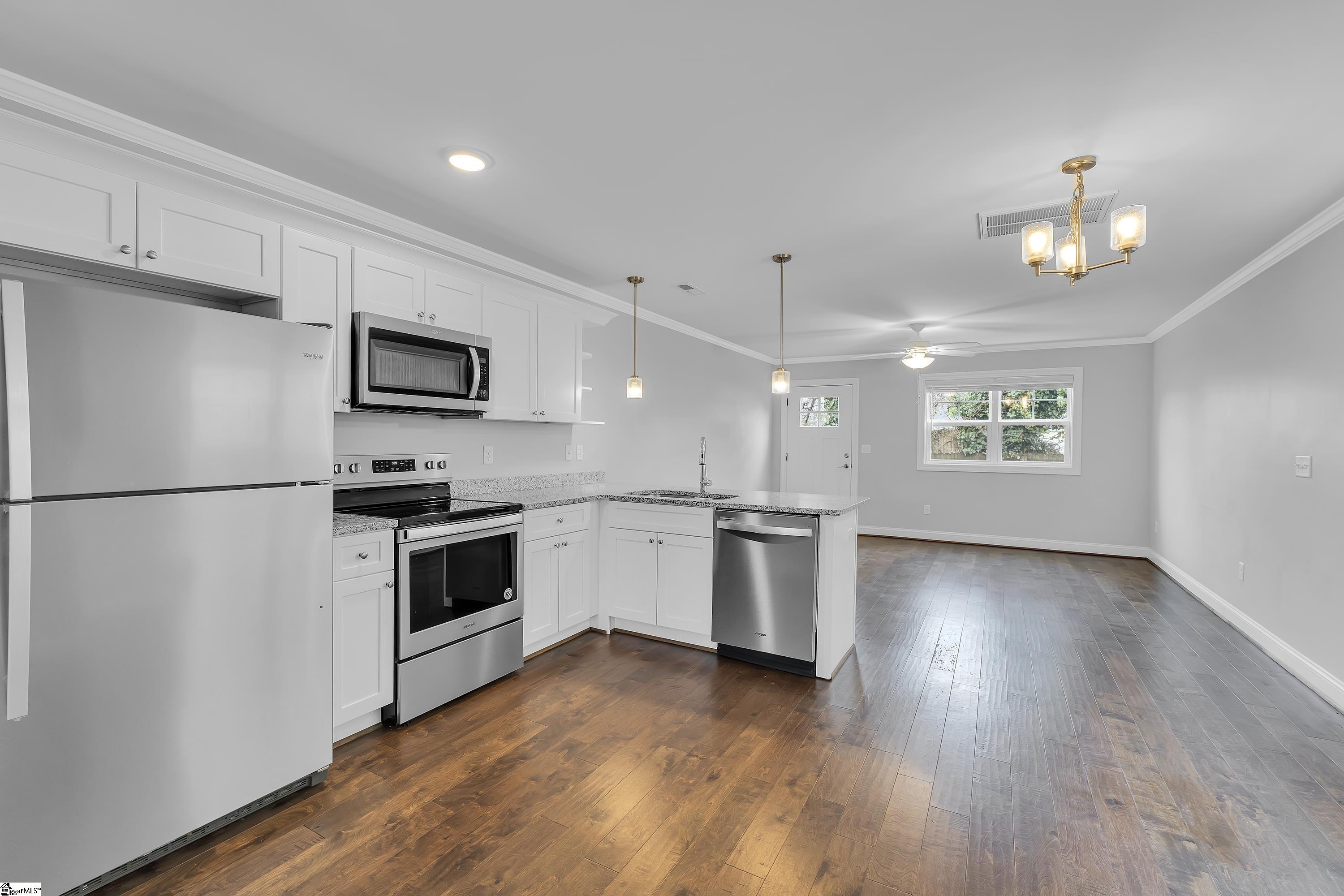 4 Chaney Street Greenville, SC 29607 - Photo 6 of 19
