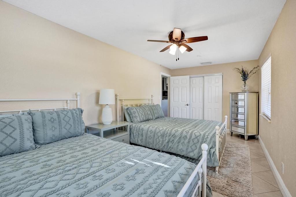 740 Buttonwood Road North Palm Beach, FL 33408 - Photo 16 of 44 DSC07898