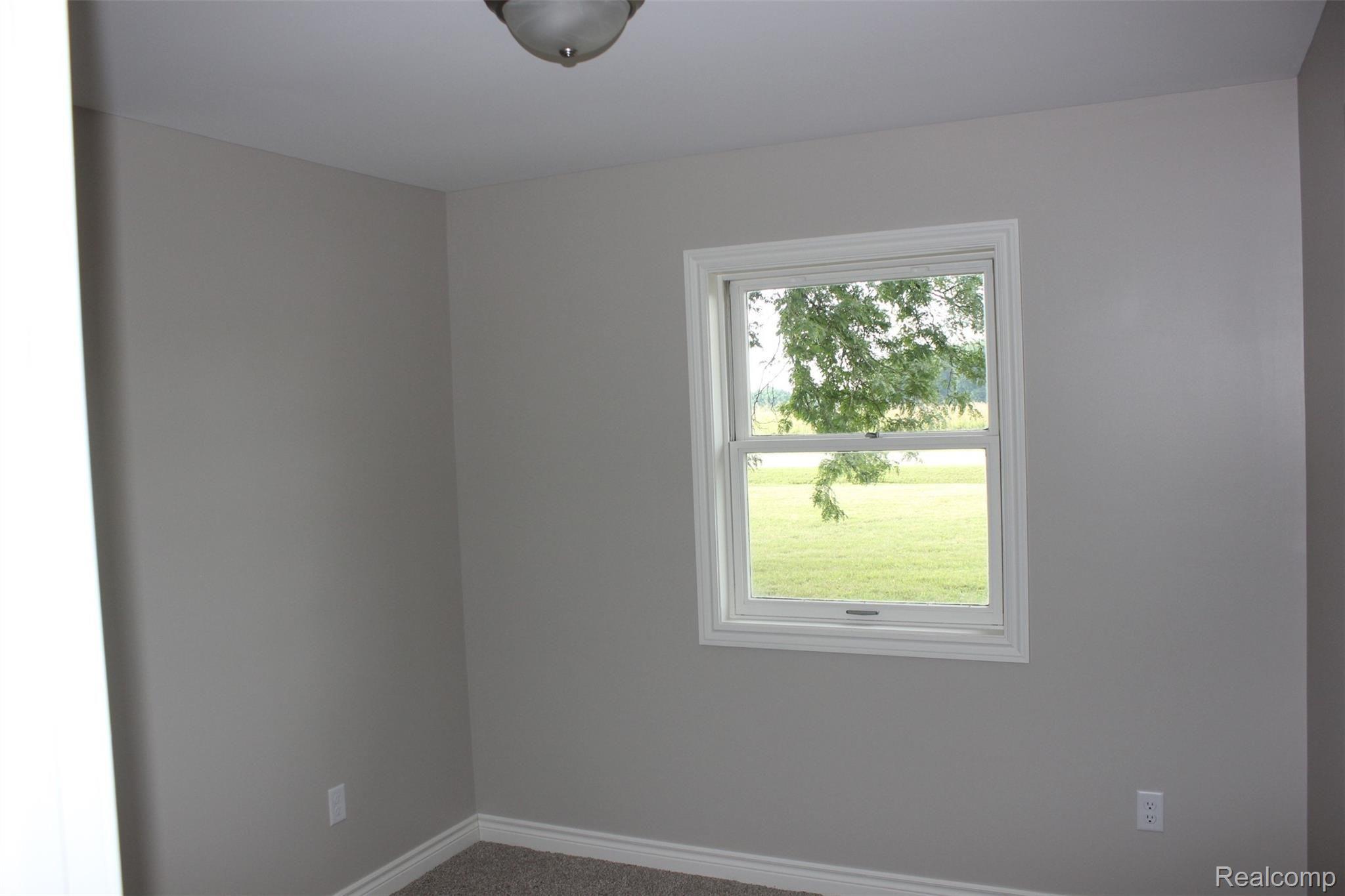 7170 West Hayner Road Fowlerville, MI 48836 - Photo 9 of 24 IMG_6575.JPG